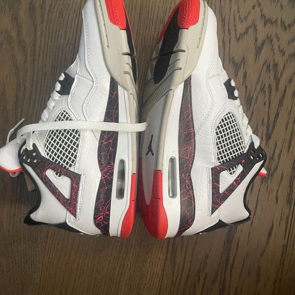 Jordan 4 New no box size 7 womens - Picture 1 of 6